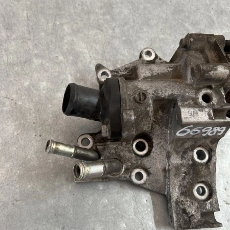 Pompa de apa / Nissan Qashqai J10 2009 / Accesorii roti si capace