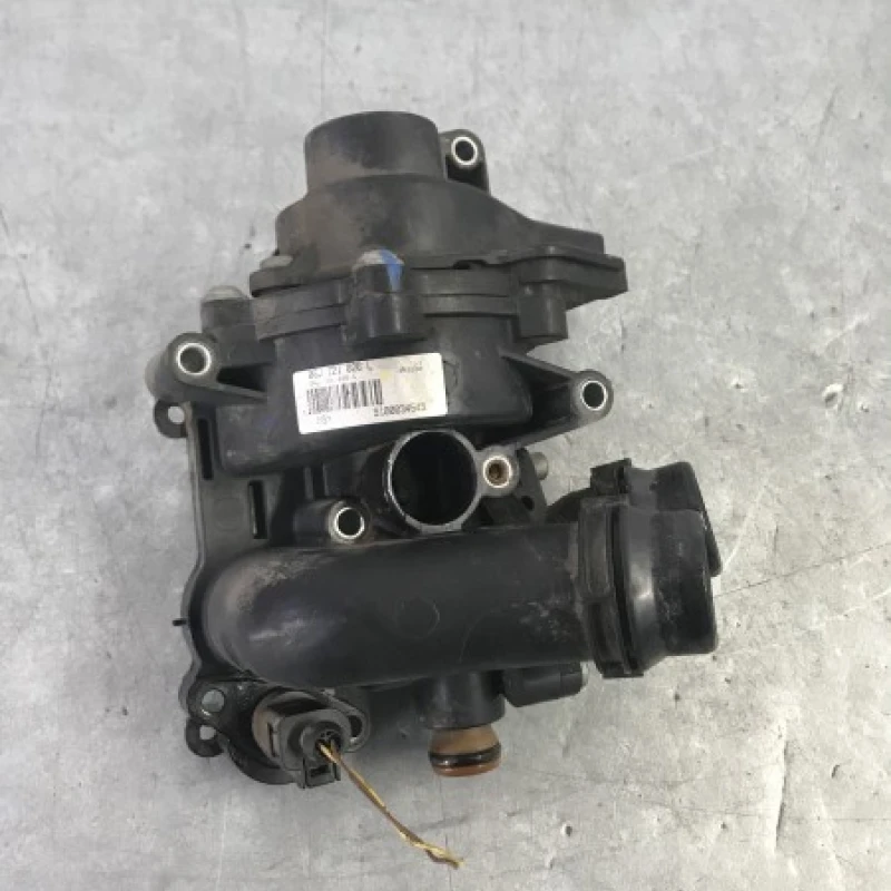 Pompa recirculare apa / Volkswagen   2010 / Motor, racire si evacuare