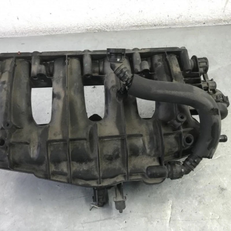 Galerie de admisie / Volkswagen Passat B6 2009 / Motor, racire si evacuare