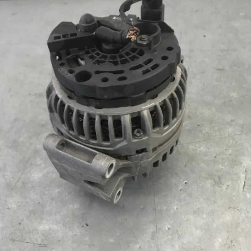 Alternator / Volkswagen   2010 / Motor, racire si evacuare