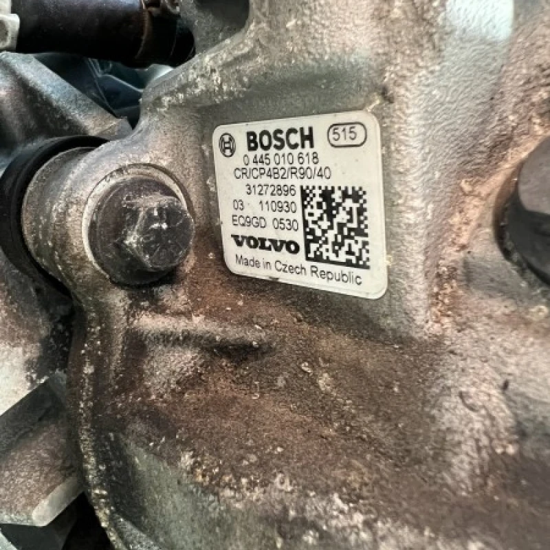 Pompa de injectie inalte / Volvo XC60 D3 2012 / Motor, racire si evacuare