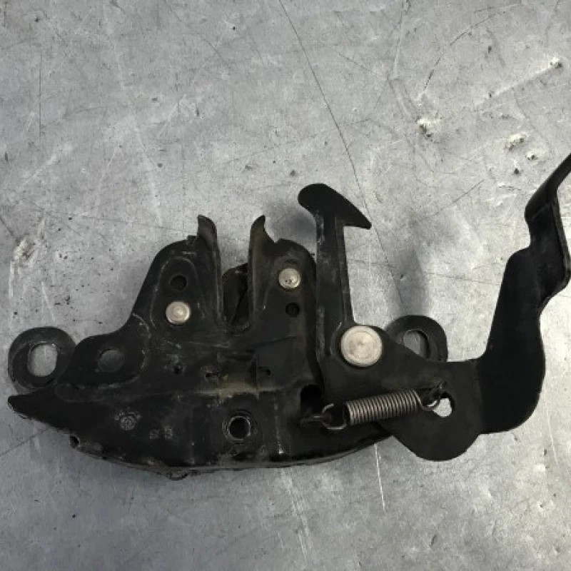 Incuietoare capota / Nissan Qashqai J10 2009 / Caroserie, oglinzi si faruri