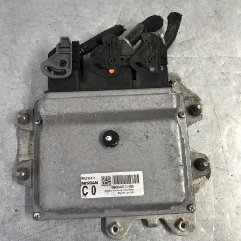 Calculator motor ecu Nissan 