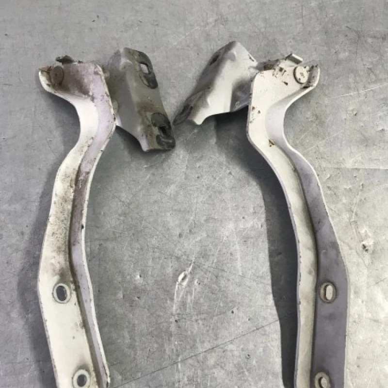 Balamale capota Nissan Qashqai J10 2009