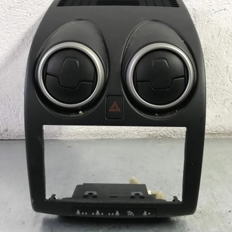 Grila ventilatie bord Nissan Qashqai J10 2009