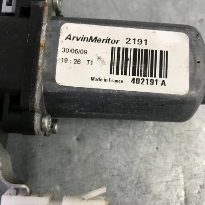 Macara geam stanga spate / Nissan Qashqai J10 2009 / Caroserie, oglinzi si faruri