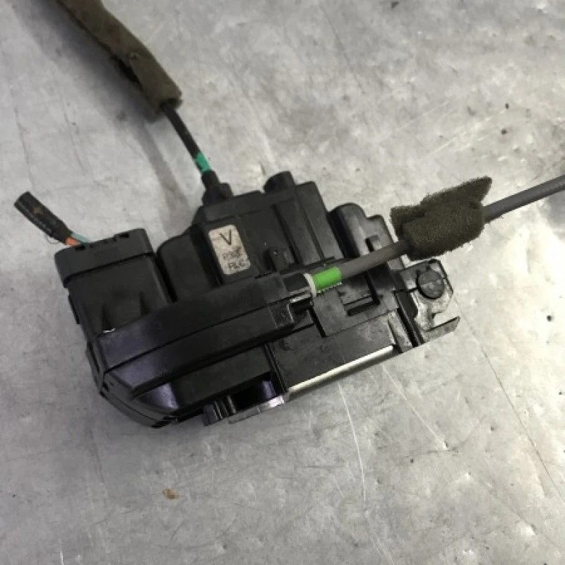 Iala broasca usa stanga spate / Nissan Qashqai J10 2009 / Caroserie, oglinzi si faruri