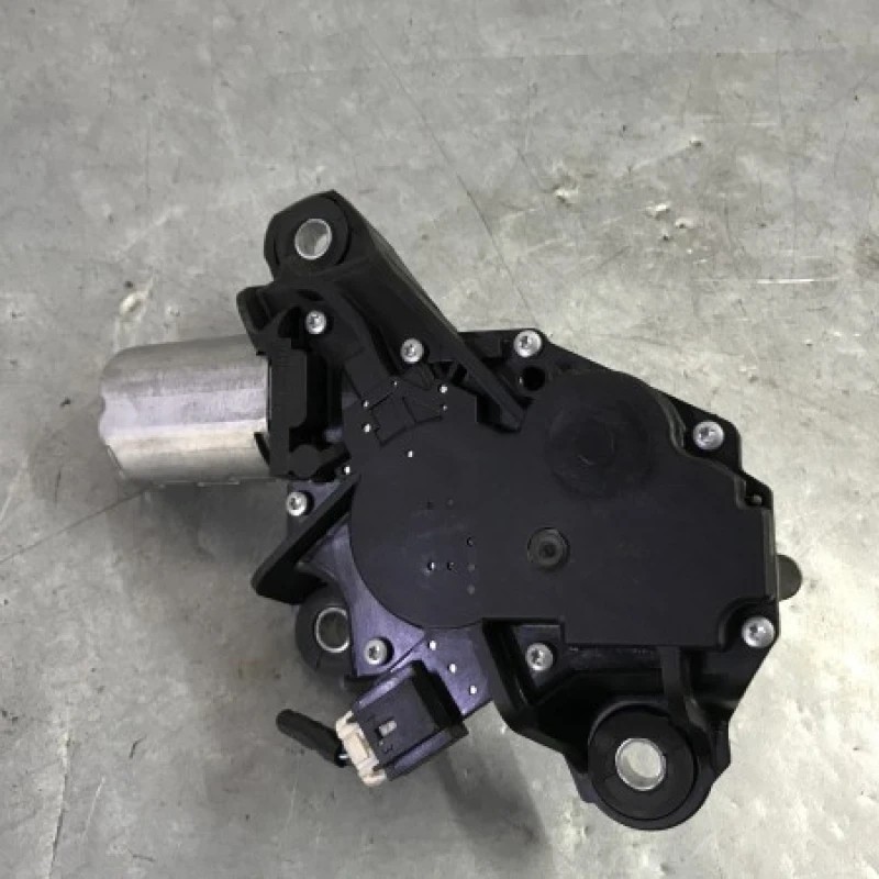 Motoras stergator haion / Nissan Qashqai J10 2009 / Caroserie, oglinzi si faruri