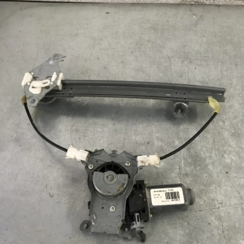 Motoras geam dreapta spate / Nissan Qashqai J10 2009 / Audio si electronice
