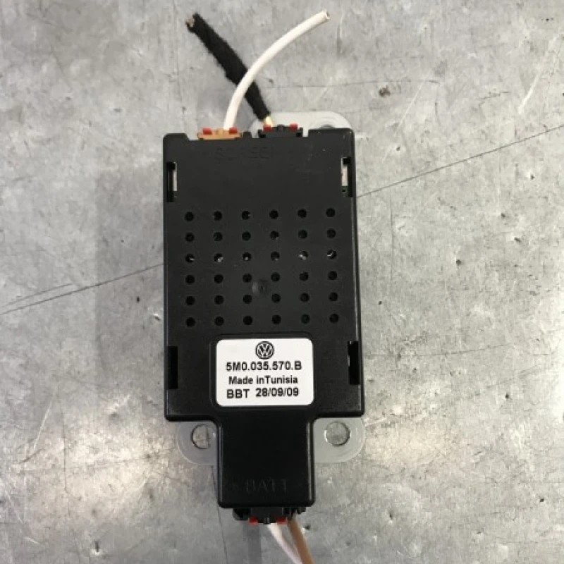 Amplificator antena Volkswagen Golf MK6 2010