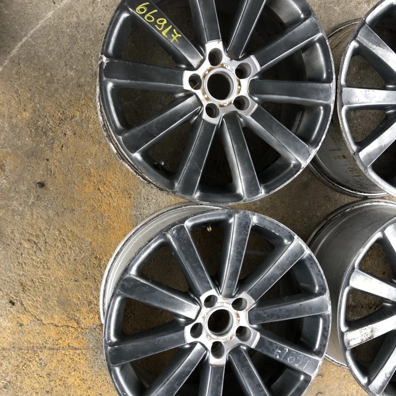 Jante aliaj 18 / Volkswagen Passat B6 2010 / Jante si roti