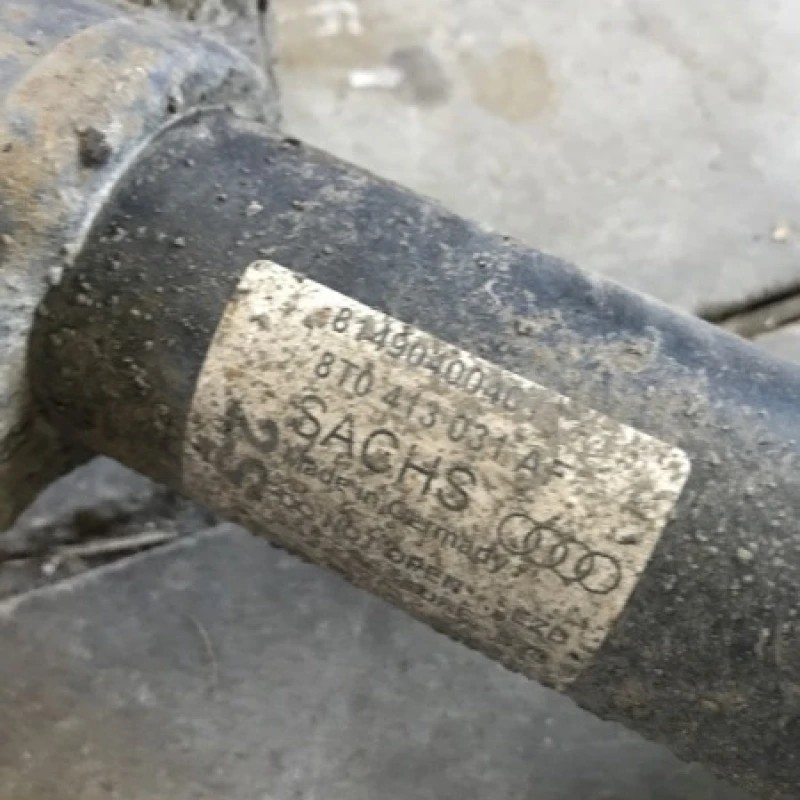 Amortizor telescop cu arc fata stanga dreapta / Audi A4 B8 2012 / Directie si suspensie