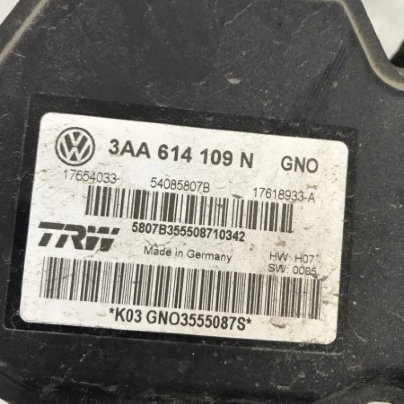 Pompa ABS / Volkswagen Passat B7 2011 / Frane