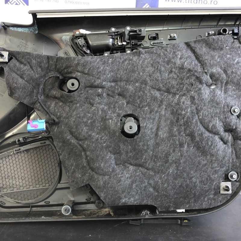 Panou tapiterie usa stanga fata / Audi A4 B8 2013 / Interior