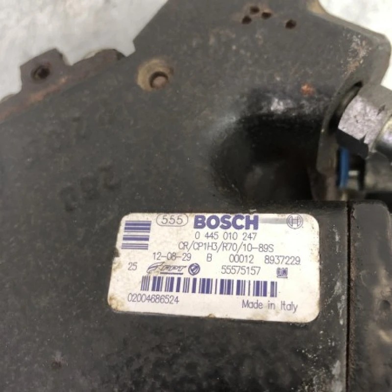 Pompa de injectie inalte / Opel Corsa D 2013 / Motor, racire si evacuare