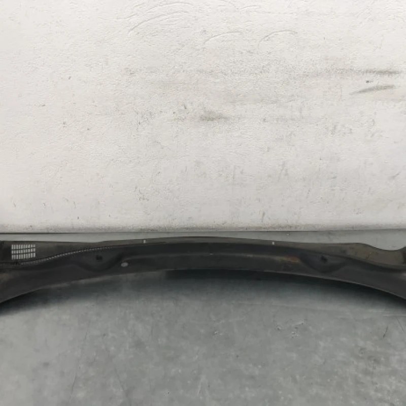 Grila stergatoare / Opel Corsa D 2013 / Caroserie, oglinzi si faruri