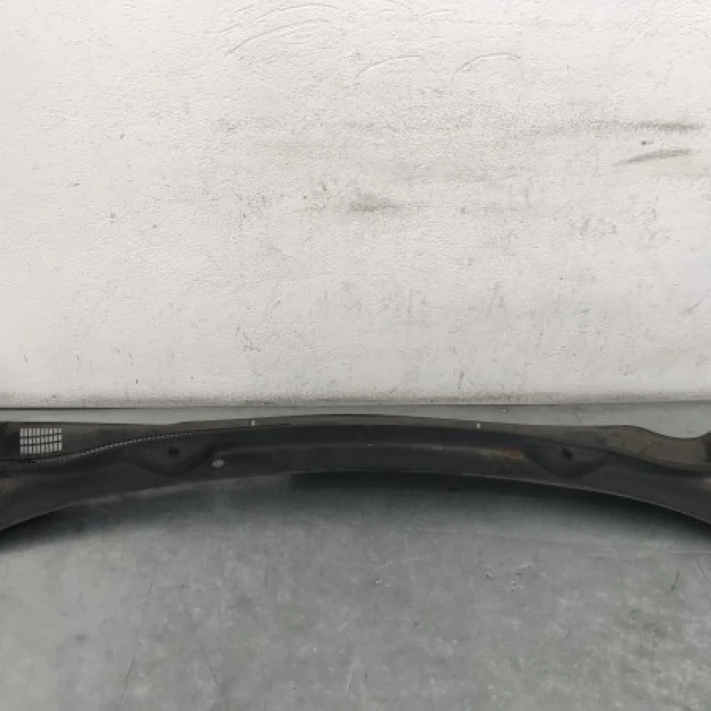 Grila stergatoare Opel 