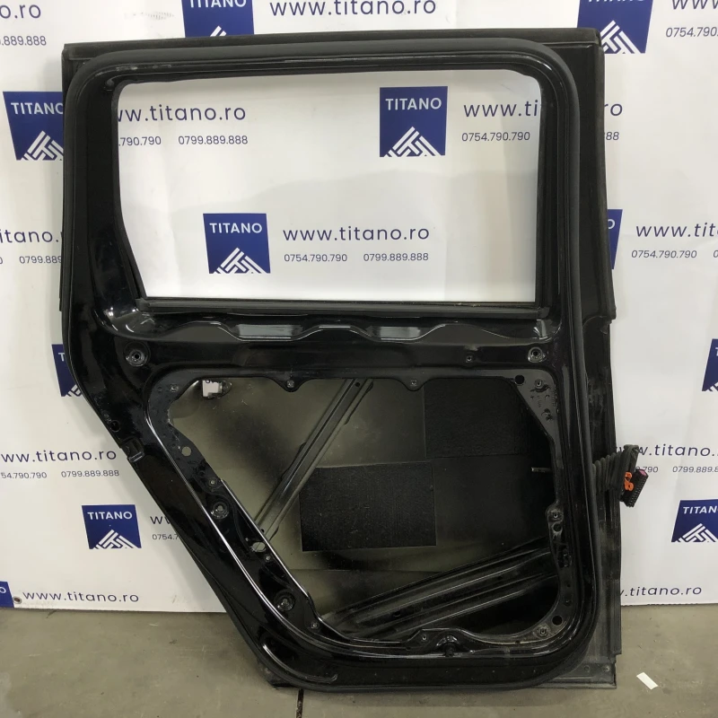 Usa stanga spate / Volkswagen Passat B7 2013 / Caroserie, oglinzi si faruri