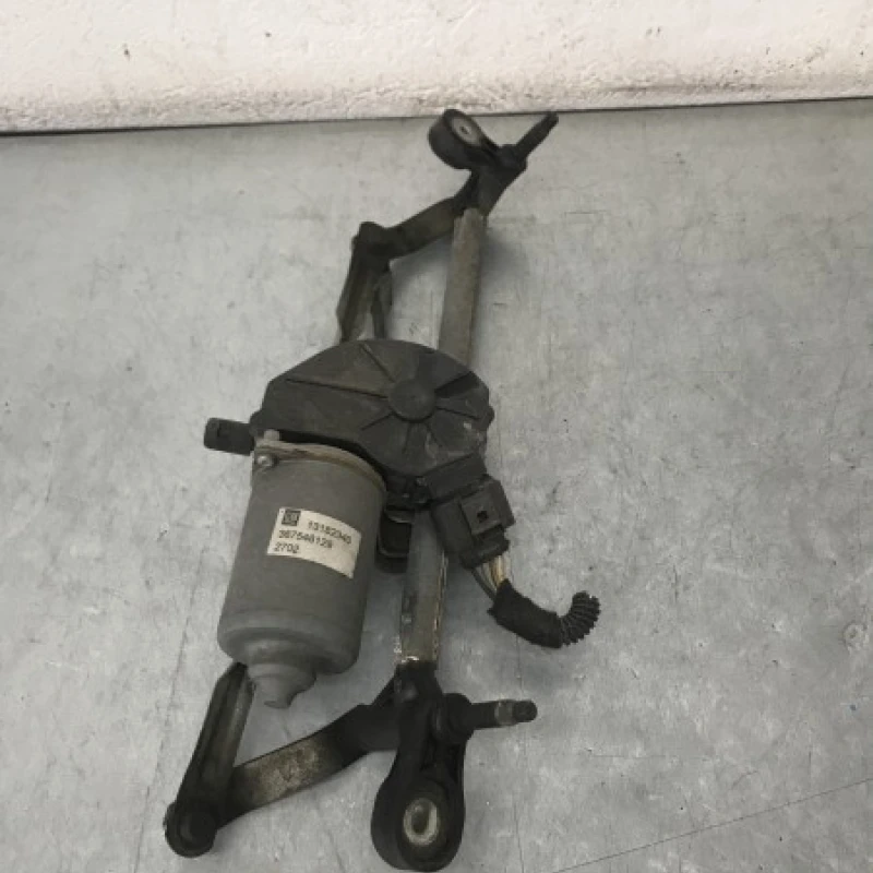 Ansamblu stergatoare cu motoras / Opel Corsa D 2013 / Caroserie, oglinzi si faruri