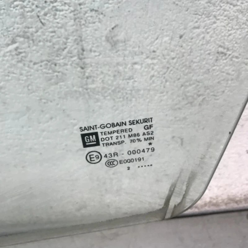 Geam stanga fata / Opel Corsa D 2013 / Caroserie, oglinzi si faruri