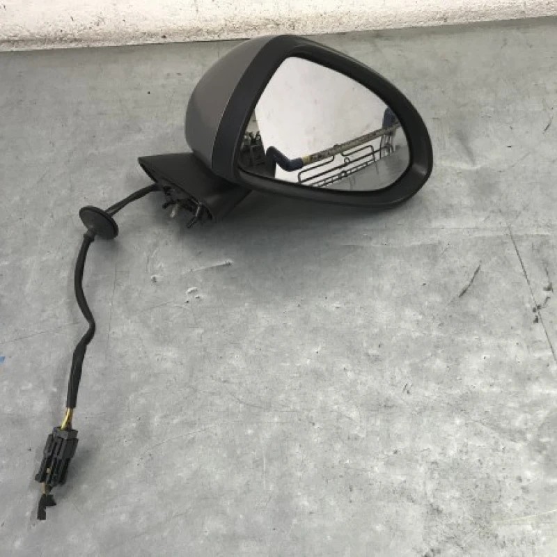 Oglinda dreapta / Opel Corsa D 2013 / Caroserie, oglinzi si faruri