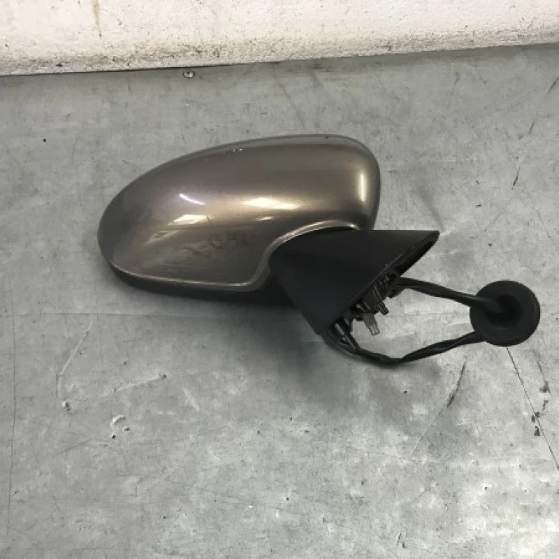 Oglinda dreapta / Opel Corsa D 2013 / Caroserie, oglinzi si faruri