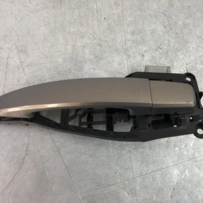 Maner usa stanga spate / Opel Corsa D 2013 / Caroserie, oglinzi si faruri