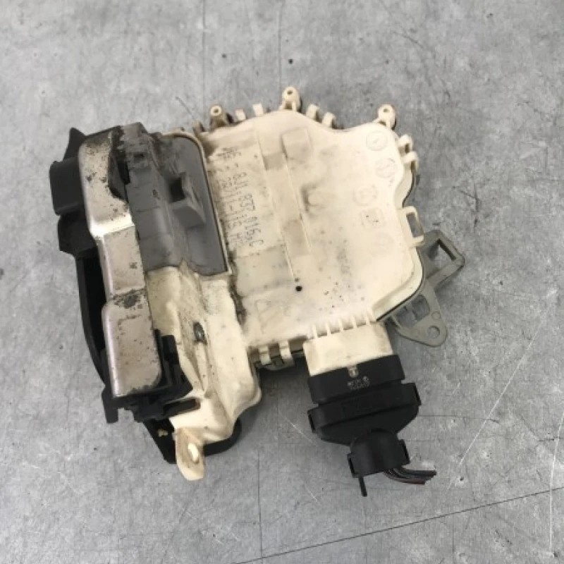 Iala broasca usa dreapta fata Audi A4 B8 2012