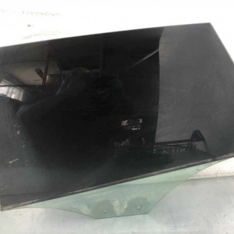 Geam stanga spate Audi A4 B8 2012