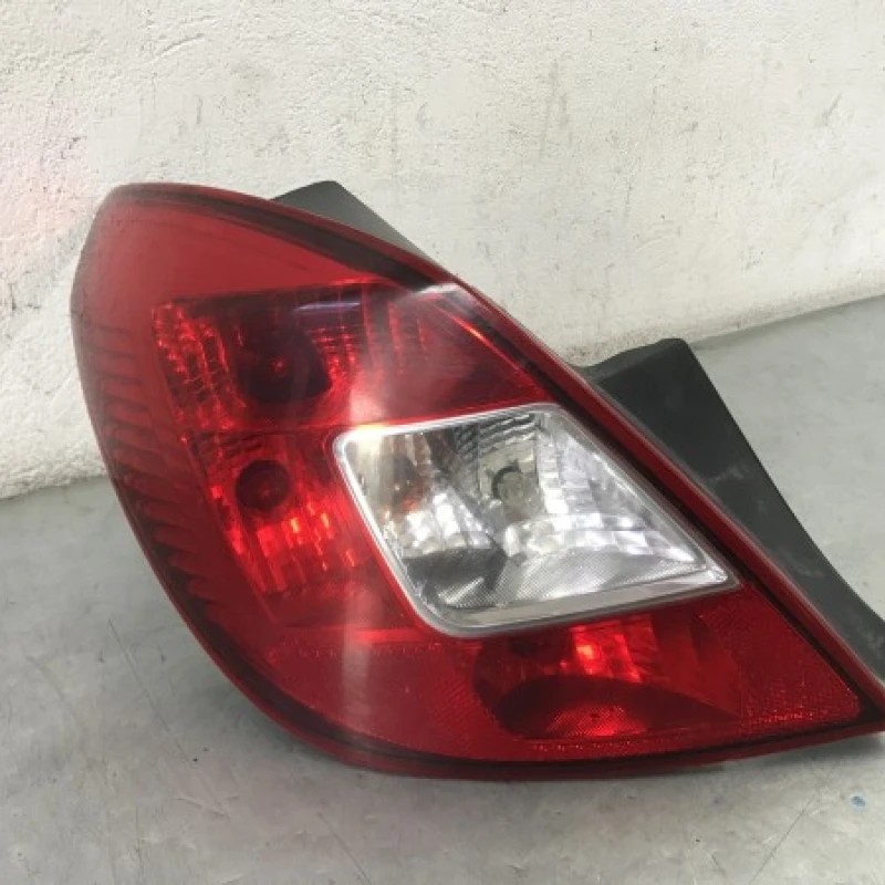 Stop stanga caroserie Opel Corsa D 2013