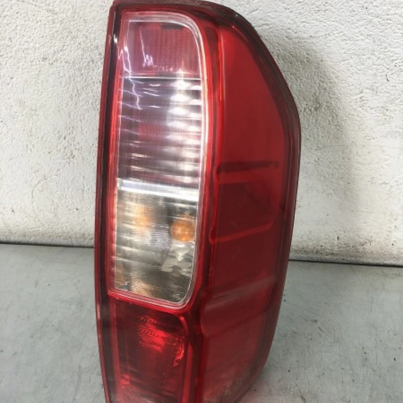 Stop stanga caroserie / Nissan Navara D22 2002 / Caroserie, oglinzi si faruri