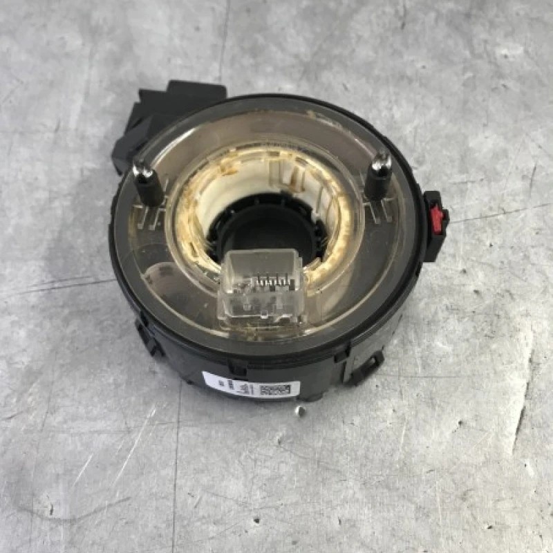 Spira volan / Volkswagen Golf MK6 2010 / Audio si electronice