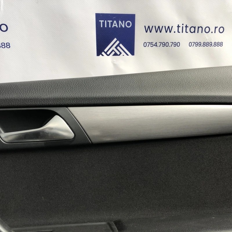 Panou tapiterie usa dreapta fata / Volkswagen Passat B7 2012 / Interior