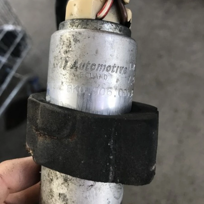 Pompa combustibil / Audi A5 8T 2010 / Motor, racire si evacuare