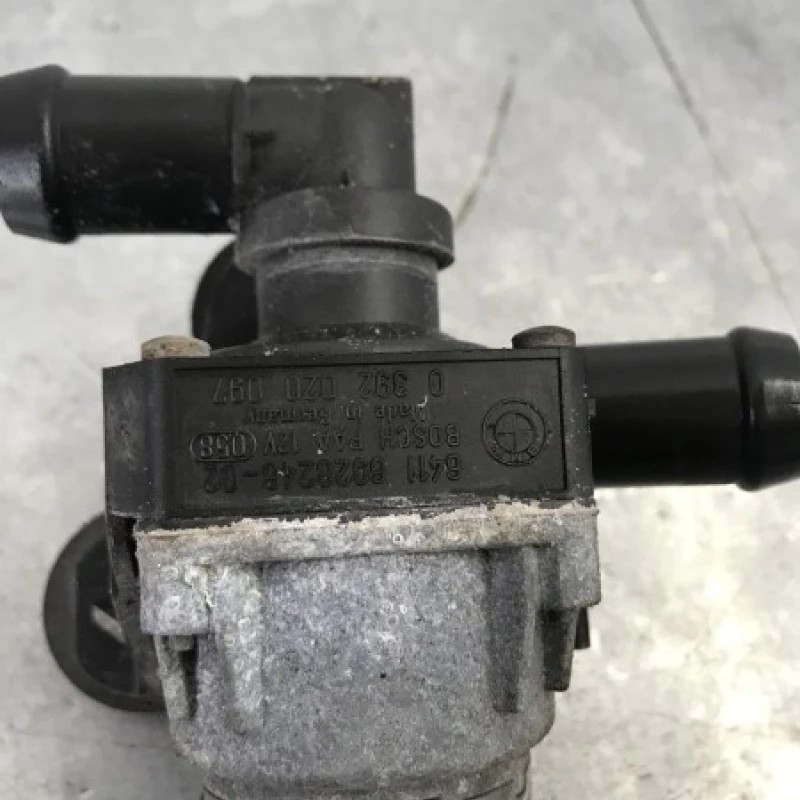 Pompa auxiliara recirculare apa / BMW Seria 3 E91 LCI 2009 / Motor, racire si evacuare