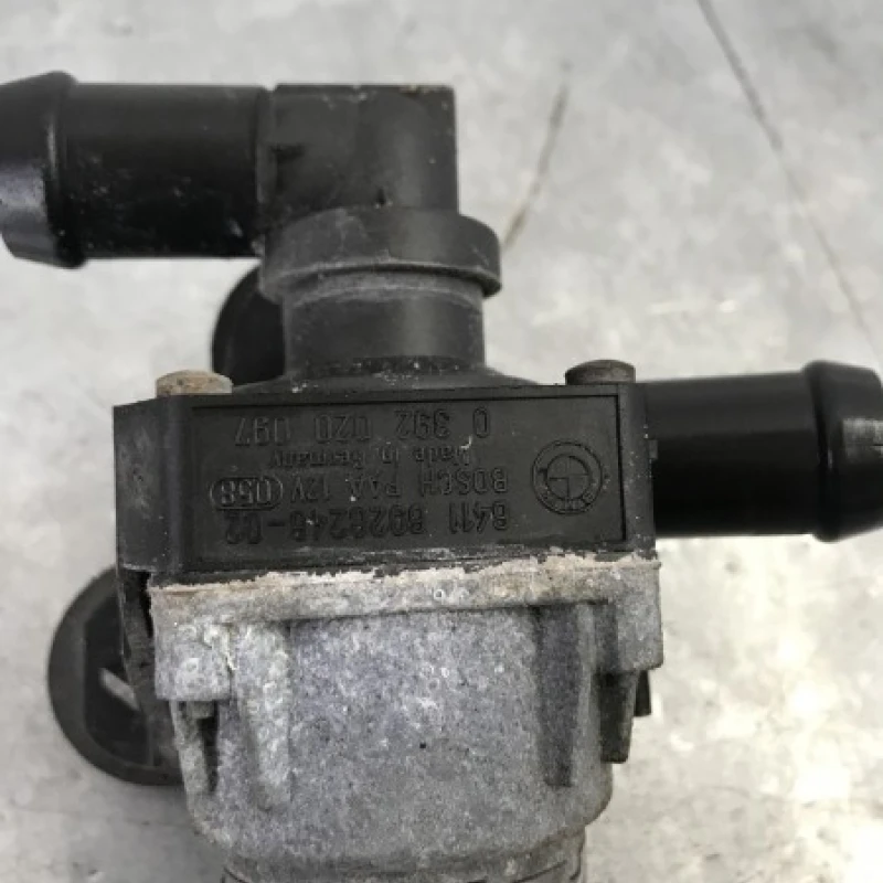 Pompa auxiliara recirculare apa / BMW Seria 3 E91 LCI 2009 / Motor, racire si evacuare