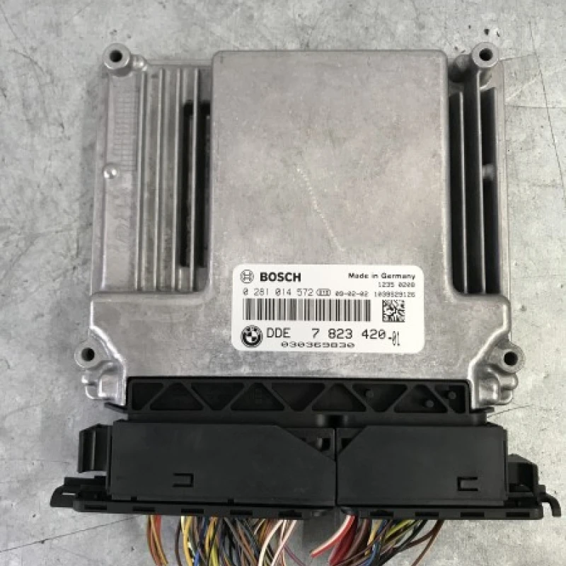 Calculator motor ecu BMW 