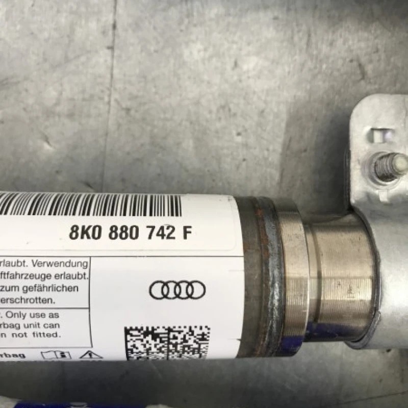 Airbag cortina dreapta / Audi A4 B8 2012 / Interior