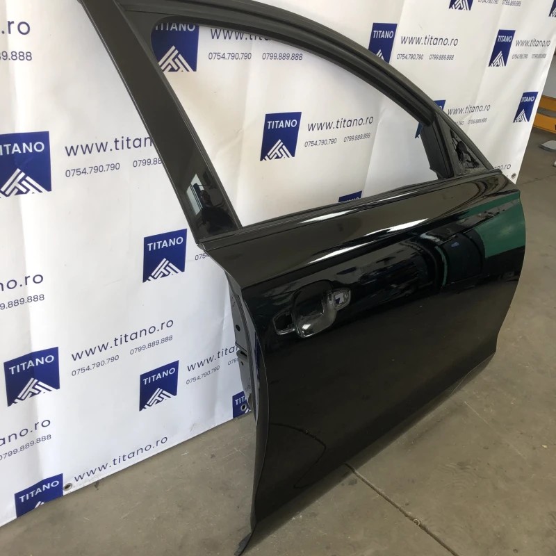 Usa dreapta fata / Audi A6 C7 2014 / Caroserie, oglinzi si faruri