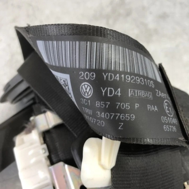Centura stanga fata / Volkswagen Passat B6 2008 / Interior