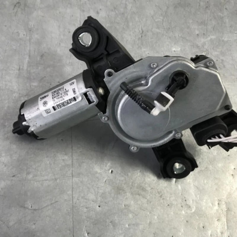 Motoras stergator haion / Volkswagen Passat B7 2012 / Caroserie, oglinzi si faruri