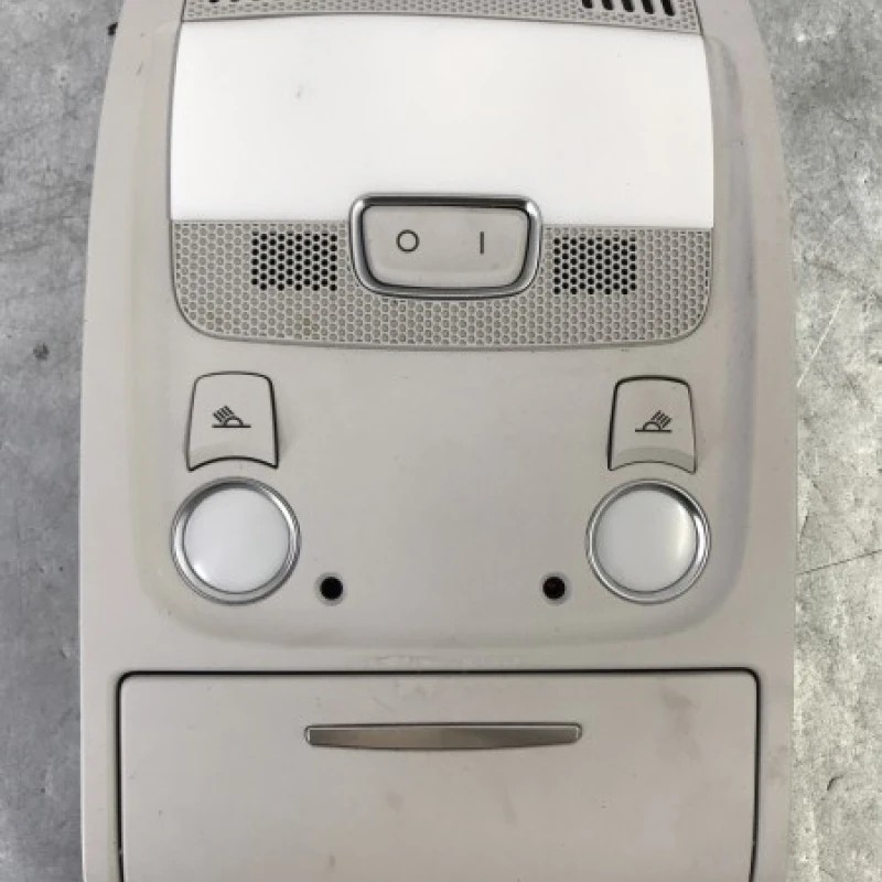 Lampa plafon / Audi A4 B8 2012 / Interior