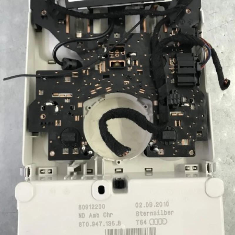 Lampa plafon / Audi A4 B8 2012 / Interior