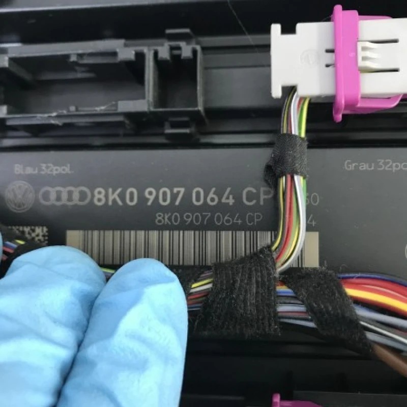 Calculator confort bcm / Audi A4 B8 2010 / Audio si electronice