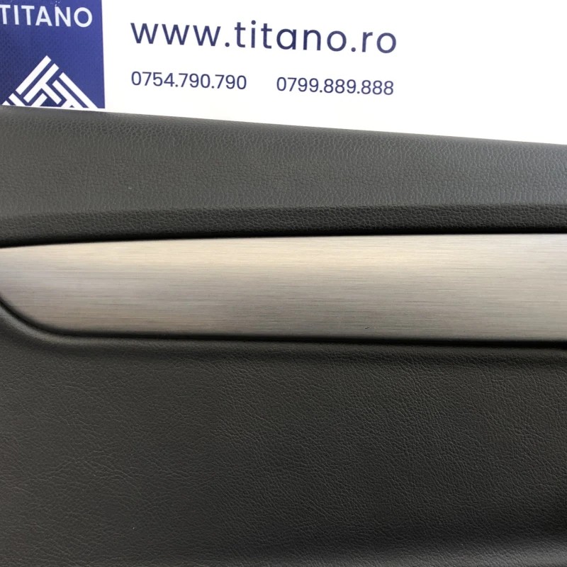 Panou tapiterie usa stanga fata / Volkswagen Passat B7 2012 / Interior