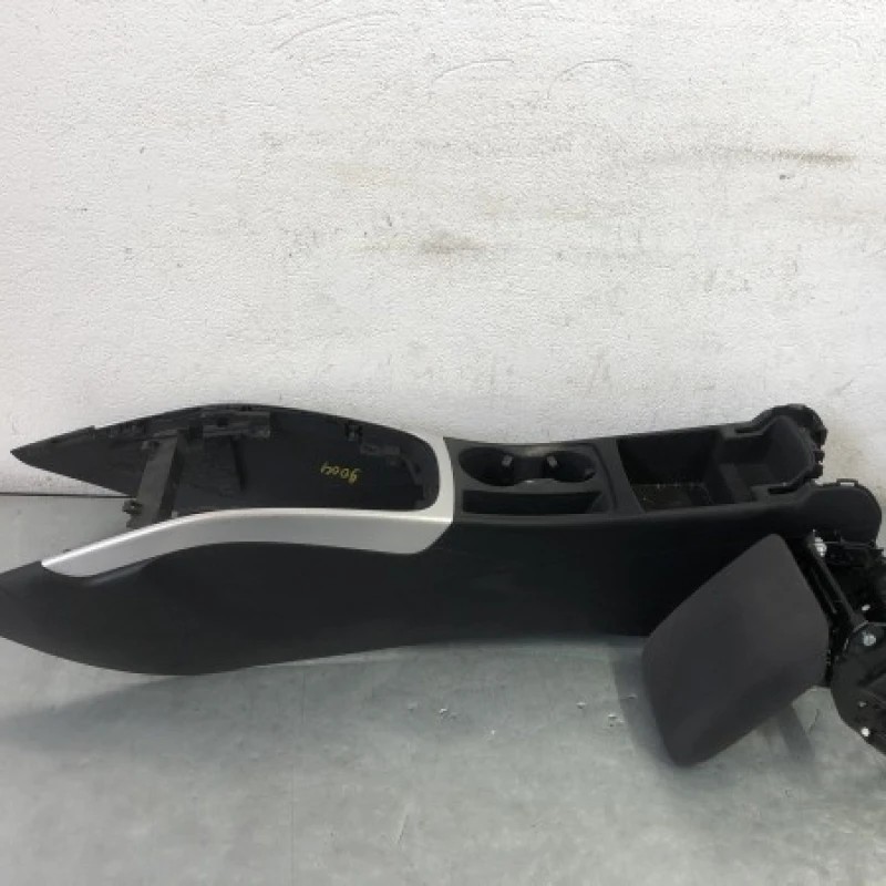 Cotiera centrala Audi A4 B8 2012