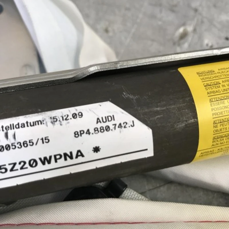 Airbag cortina dreapta / Audi A3 8P 2010 / Interior