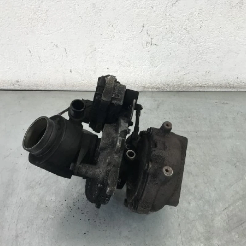 Turbosuflanta turbo turbina Audi 
