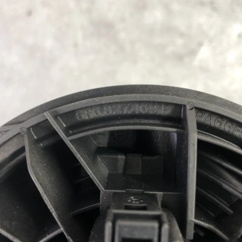 Maner buton deschidere haion / Volkswagen Polo 6R 2013 / Caroserie, oglinzi si faruri