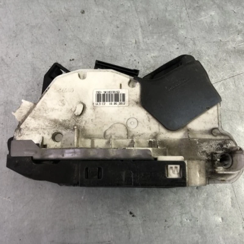 Iala broasca usa stanga fata Volkswagen 